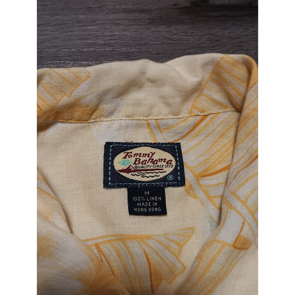 Tommy Bahama Men's Yellow Banana Leaf 100% Linen Hawaiian Shirt‎ Size Medium - Picture 2 of 5